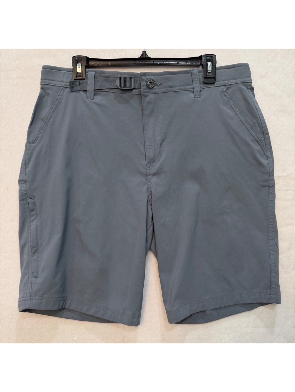 Gerry Men's 34x9.5 Venture Shorts Gray Blue Stretch Zip Pocket Belted NWT